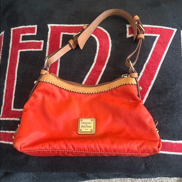 Dooney & Bourke Handbags - Dooney Red Nylon Sac Style Red Shoulder Bag Women's EUC